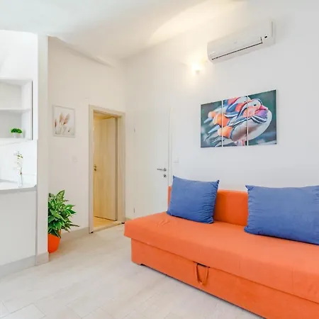アパート With A Parking Space Sutivan, Brac - 2842 スティヴァン